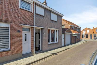 Woning Ds. Jan Scharpstraat 19 Axel
