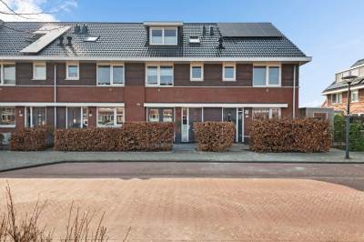 Woning Albert van Damstraat 16 Zwaag