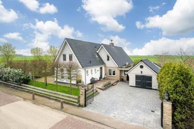 Woning Dorpsweg 13 Idsegahuizum