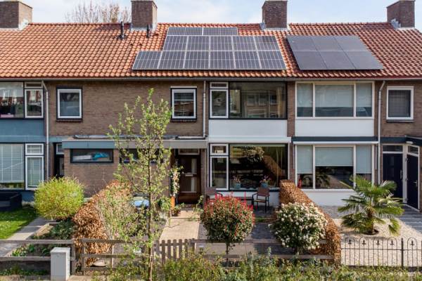 Woning Burgemeester Van Altenastraat 13 Tiel