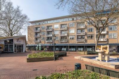 Woning Julianaplein 84 Bussum