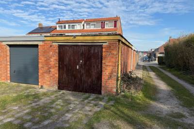 Garage Aalbrecht van Beijerenstraat 23 Hellevoetsluis