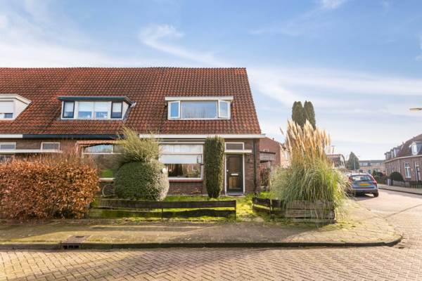 Woning Tweede Parallelweg 1 Tiel