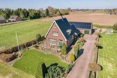 Woning Julianaboom 17 Kilder