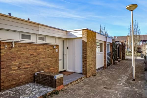 Woning Bachstraat 5 Nieuwkoop