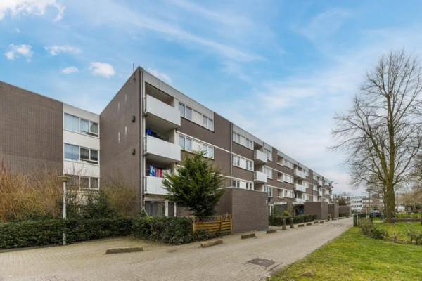 Woning Millingenhof 323 Amsterdam