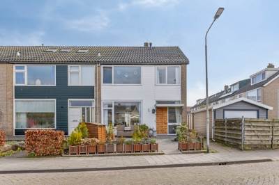 Woning Vlietstraat 27 Klaaswaal