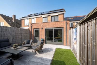 Woning Saturnuslaan 8 Oude-Tonge