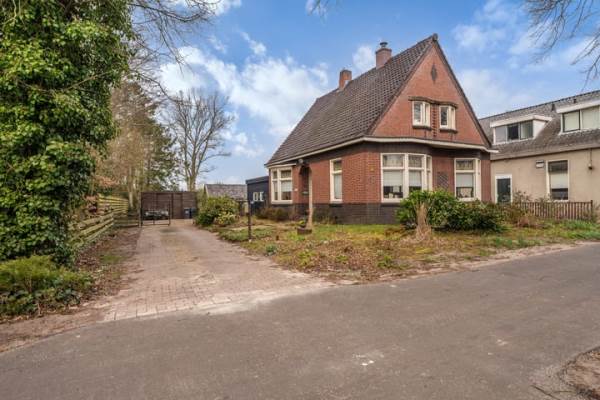Woning Dorpsstraat 54 Vriescheloo