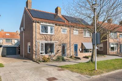 Woning Ooievaarstraat 11 Kampen