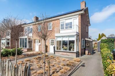 Woning Wethouder van den Bergplantsoen 13 Roden