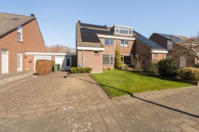 Woning Vrijheidsplaat 24 Emmeloord