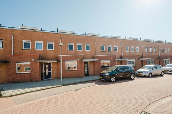 Woning Koningin Beatrixplein 11 Spijkenisse