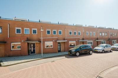 Woning Koningin Beatrixplein 11 Spijkenisse