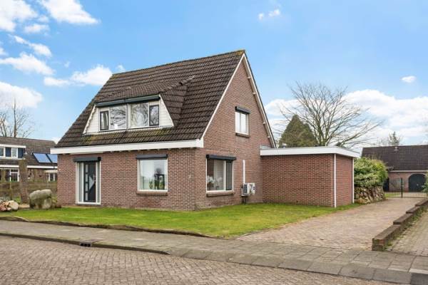 Woning Kanaal B ZZ 161 Emmer-Compascuum