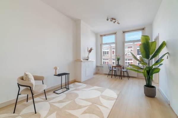 Woning Zusterstraat 194 Den Haag