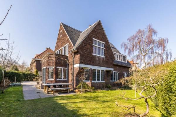 Woning Burgemeester Knappertlaan 120 Schiedam