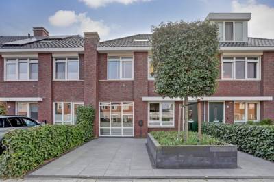 Woning Joris van Bodegomlaan 20 Spijkenisse