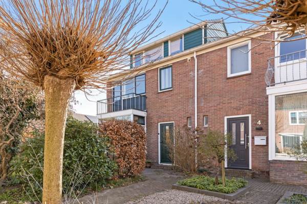 Woning Herman Colleniusstraat 2 Leek