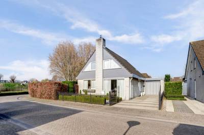 Woning Brederolaan 4 Raamsdonksveer