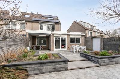 Woning Elfenbank 77 Asten