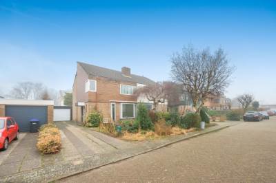 Woning Fritz Conijnstraat 1 Heemskerk
