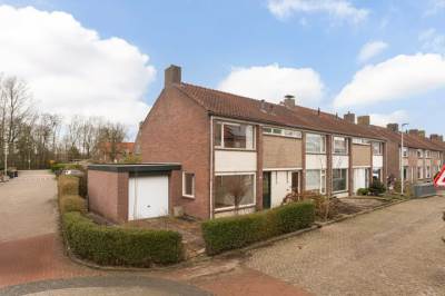 Woning Oranjestraat 28 Schelluinen