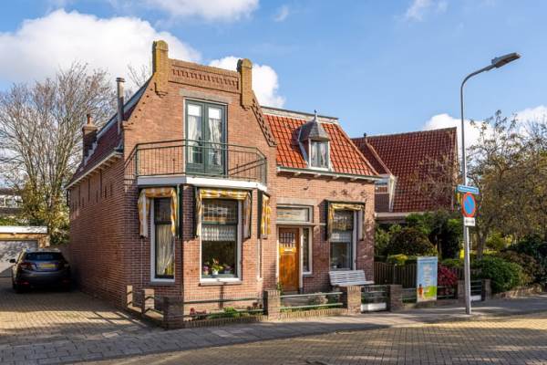 Woning Wilhelminastraat 1 Monster