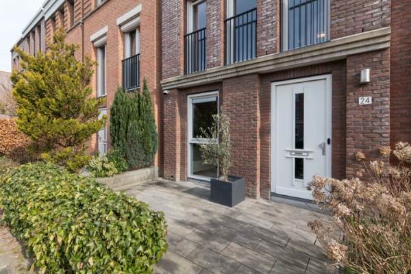 Woning Moeder Teresalaan 24 Hellevoetsluis