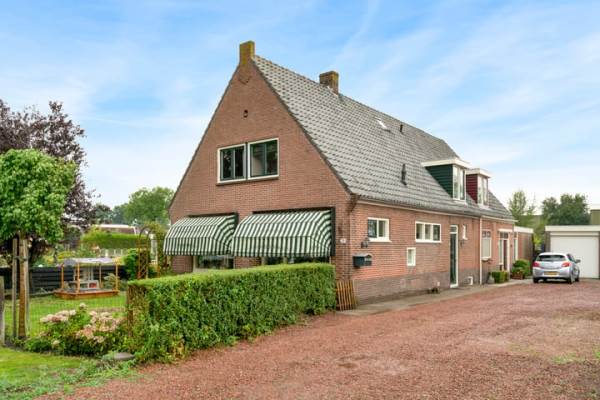 Woning Kerkstraat 42 Waarland