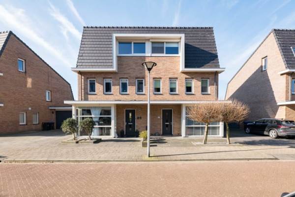 Woning Clausstraat 87 Hellevoetsluis