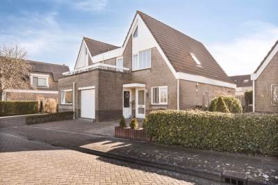 Woning Willem Joseph van Ghentstraat 22 Hellevoetsluis