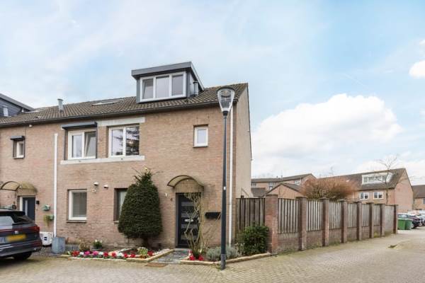 Woning Veldmoeren 4 Breda