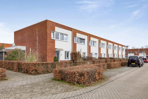 Woning Johannes Broekhuysenstraat 16 Deventer