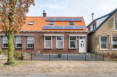 Woning Julianalaan 16 Dirksland