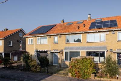 Woning Essenlaan 107 Zwanenburg