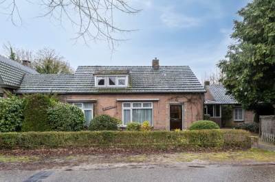 Woning Pater van den Elsenstraat 1 Heeswijk-Dinther