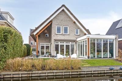 Woning Rietoever 65 Roelofarendsveen