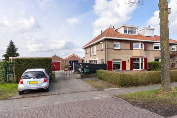 Woning Rijksstraatweg 138 Sleeuwijk