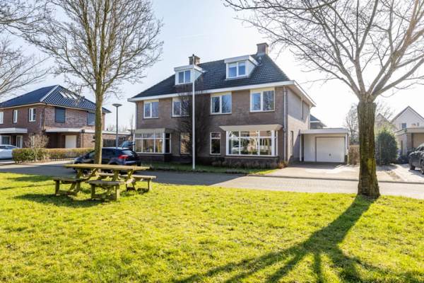 Woning Eekwerd 9 Groningen