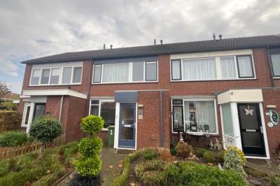 Woning Middenlandlaan 14 Buurmalsen (Gem. West Betuwe)