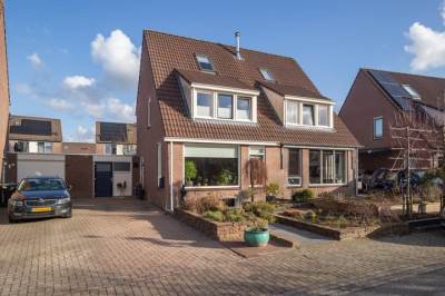 Woning Blauwborg 28 Winsum (GR)