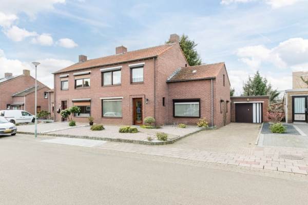 Woning Steenakkerstraat 9 Maasbracht