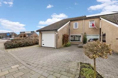 Woning Barietdijk 214 Roosendaal