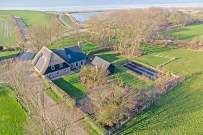 Woning Vatropperweg 9 Den Oever