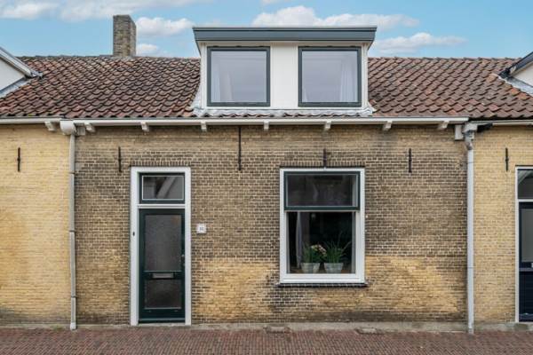 Woning Oostelijke Achterweg 32 Sommelsdijk
