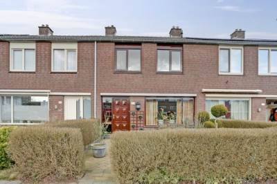 Woning Kruisnetlaan 189 Hoogvliet Rotterdam