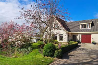 Woning Linnaeusweg 12B Almere