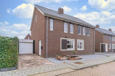 Woning Amalialaan 16 Maasbracht