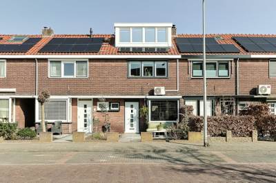 Woning Ruisdaelstraat 10 Alphen aan den Rijn
